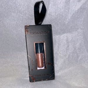 NWT Makeup Revolution Shimmer Bomb Lipgloss in Shade Starlight